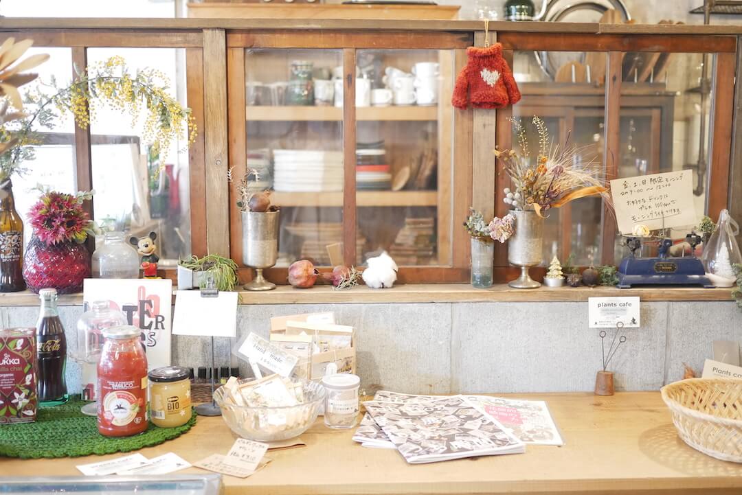 【岐阜市】plants cafe gifu（プランツカフェギフ）　岐阜カフェ ボタニカル 植物 雑貨 パフェ スイーツ ワッフル
