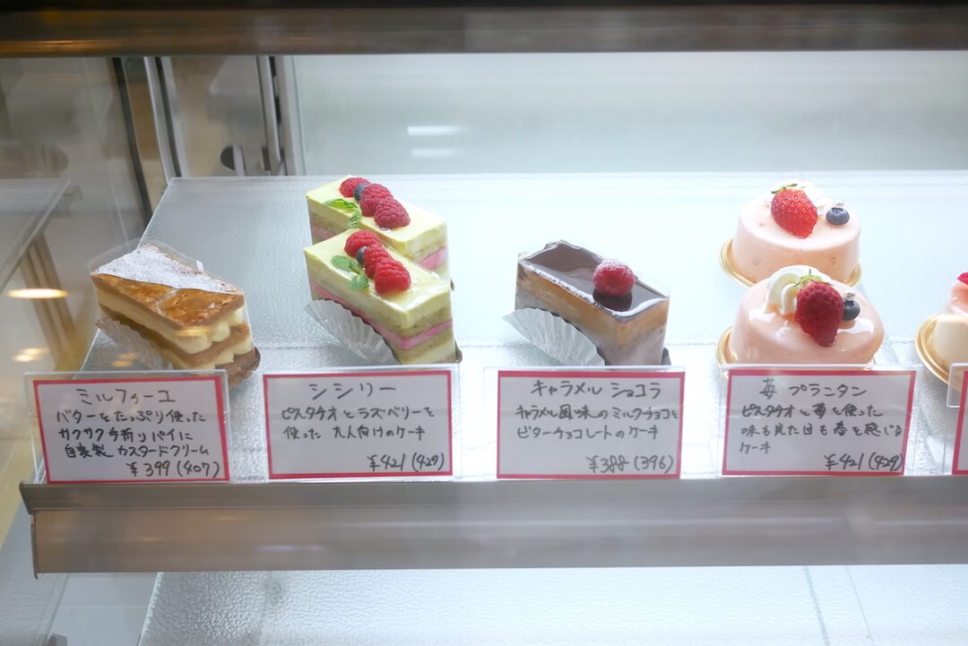 【岐阜市】CHUBBY cafe dessert（チャビーカフェデセール）岐阜カフェ スイーツ シュークリーム いちご 洋菓子