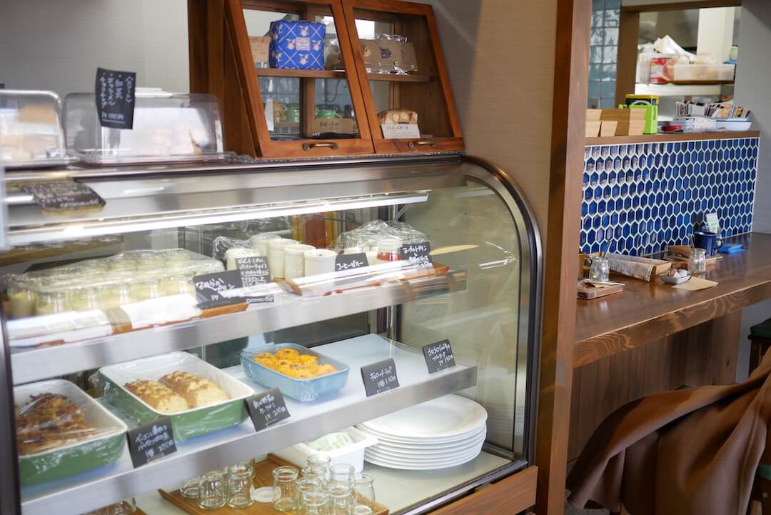 CAFE＆DELI OCCHIALI（カフェデリオッキアーリ）岐阜県羽島市 人気店 ランチ 限定 プリン