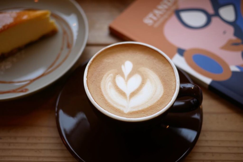 【愛知県一宮市】BASE COFFEE（ベースコーヒー）自家焙煎 スペシャリティコーヒー 自家製チーズケーキ カフェ