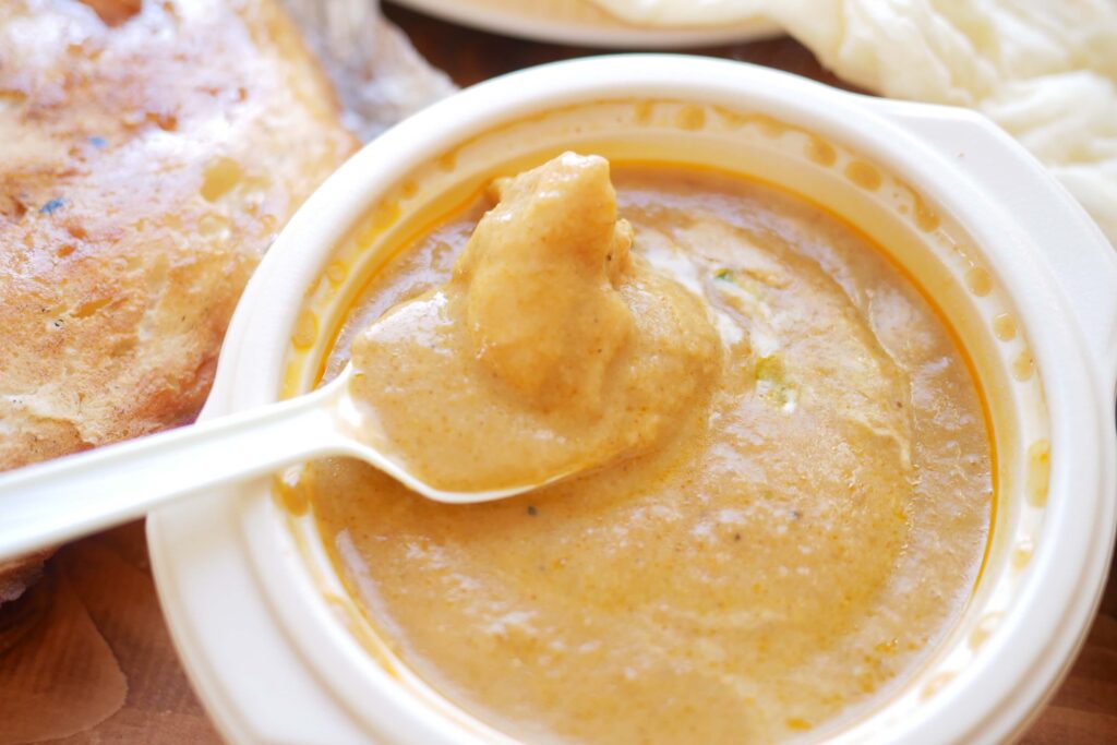 【岐阜県羽島市】Curry Cafe（カレーカフェ）チキンカレー スパイス ナン インド料理 テイクアウト